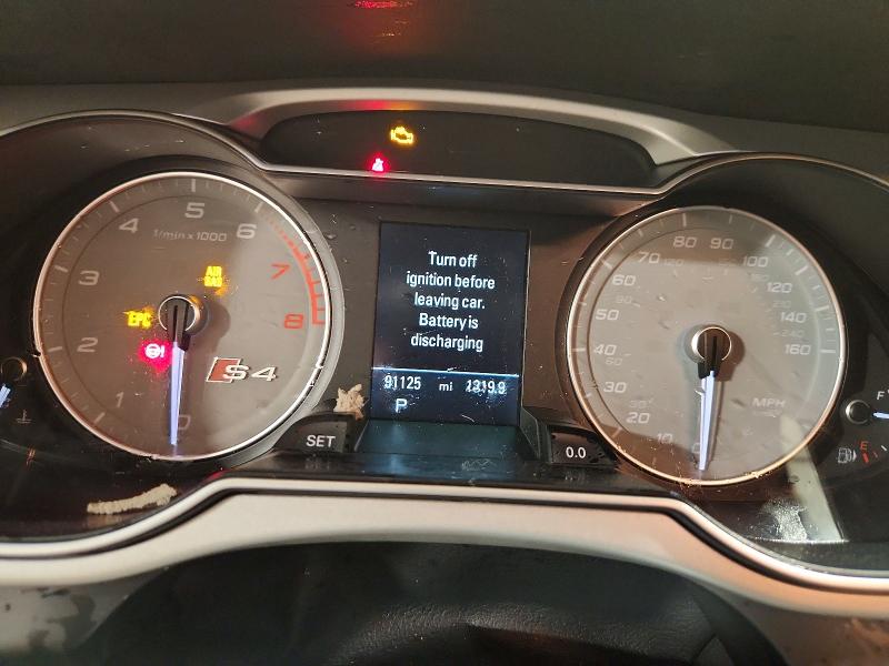 Продаж на аукціоні авто 2015 Audi S4, vin: WAUBGAFL4FA130018, номер лоту: 45942816