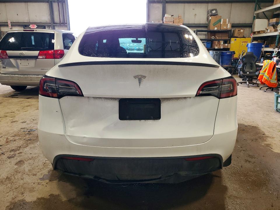 Продаж на аукціоні авто 2023 Tesla Model Y, vin: LRWYGDFD0PC967570, номер лоту: 47004496