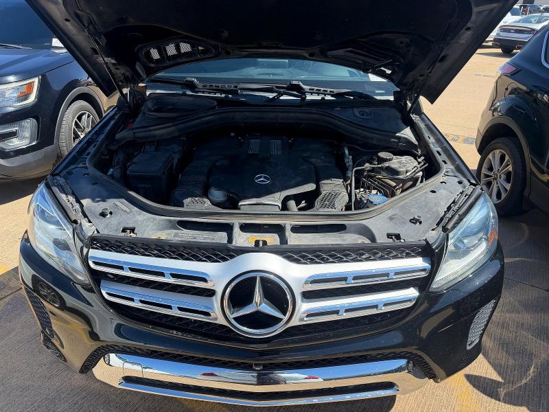 47941136 :رقم المزاد ، 4JGDF6EE9HA837080 vin ، 2017 Mercedes-benz Gls مزاد بيع