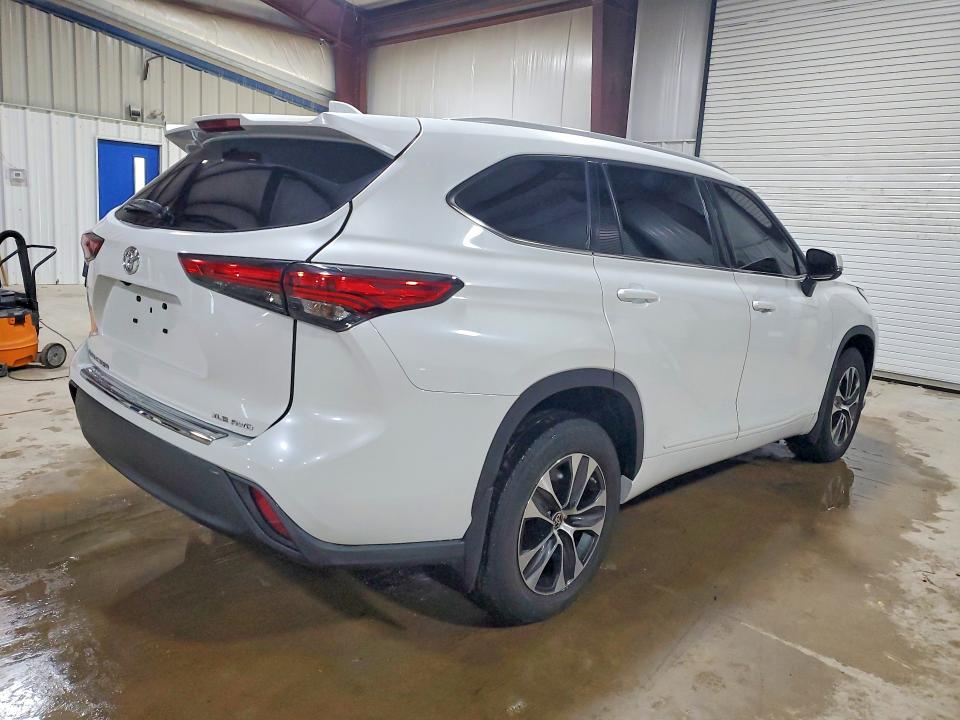 Aukcja sprzedaży 2022 Toyota Highlander, vin: 5TDGZRBH1NS578849, numer aukcji: 47439136
