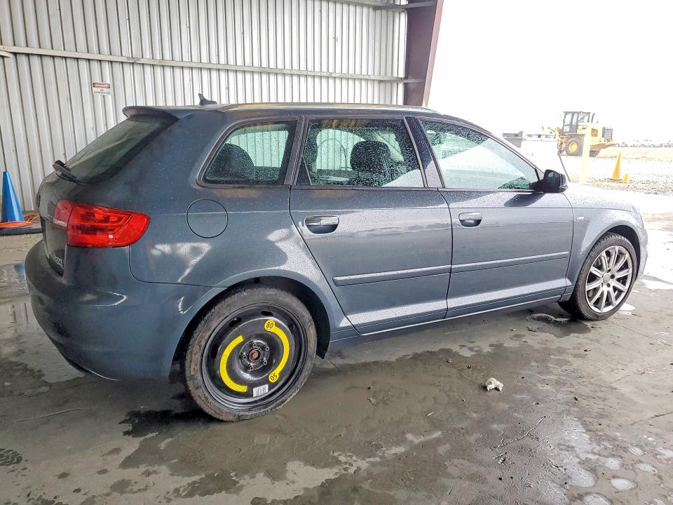 Продажа на аукционе авто 2012 Audi A3, vin: WAUMFAFM6CA000337, номер лота: 48150616
