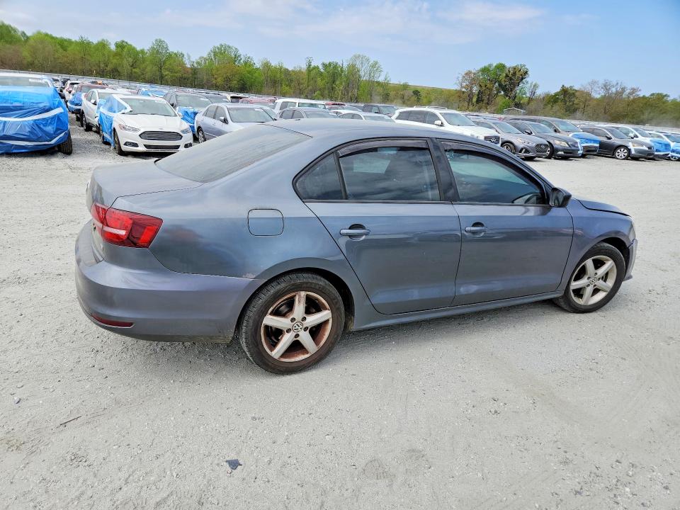 48087176 :رقم المزاد ، 3VW267AJ8GM272842 vin ، 2016 Volkswagen Jetta مزاد بيع