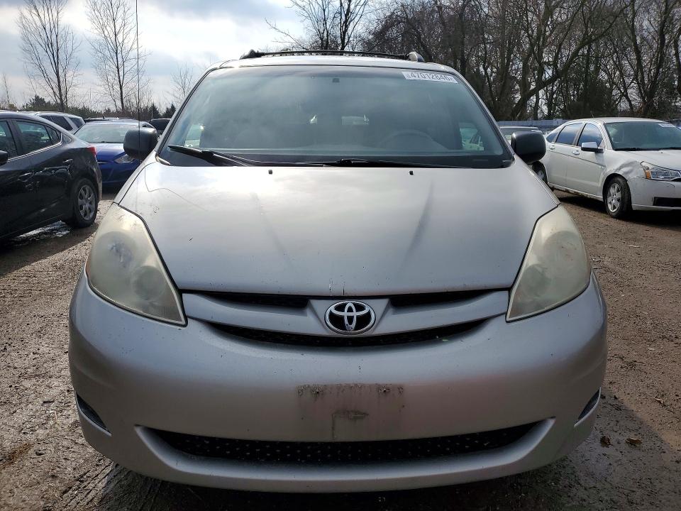 Продажа на аукционе авто 2007 Toyota Sienna, vin: 5TDZK29C57S070241, номер лота: 47012846