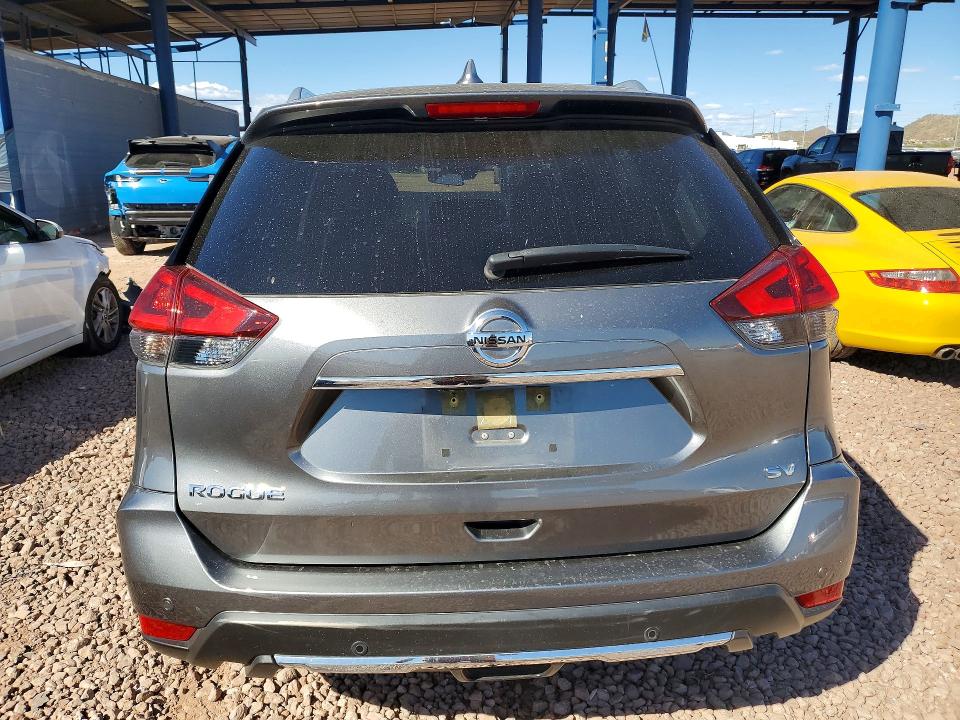 45443526 :رقم المزاد ، JN8AT2MT0LW009136 vin ، 2020 Nissan Rogue مزاد بيع