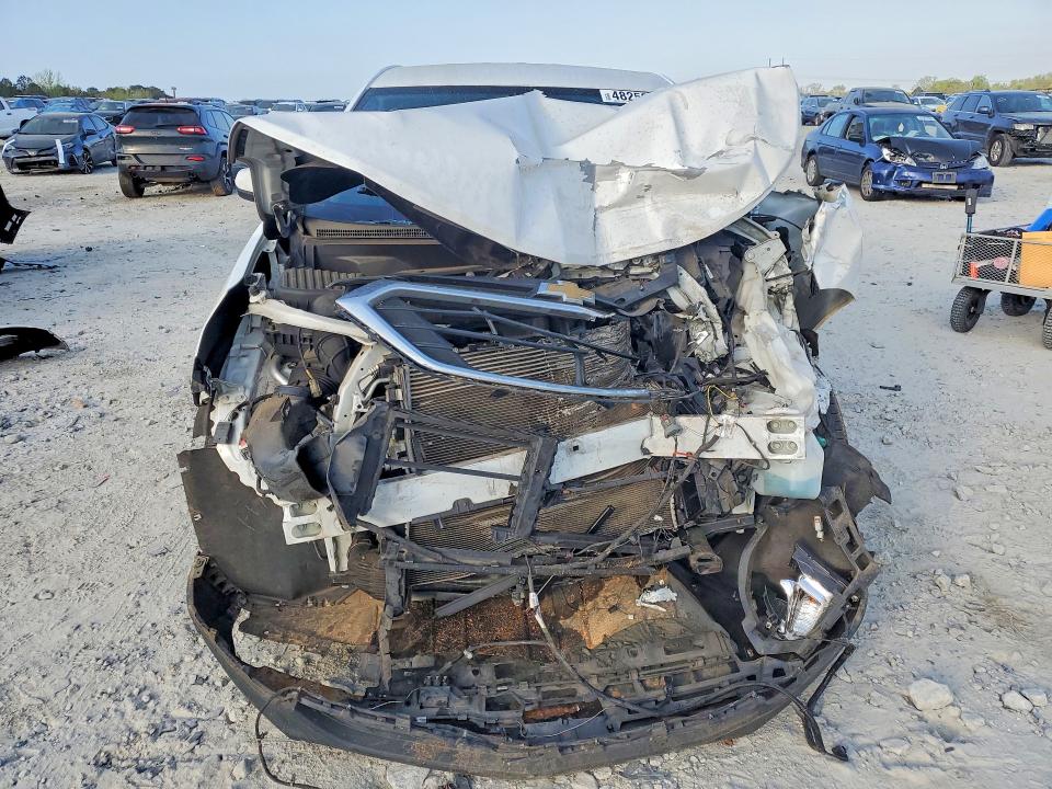 48250896 :رقم المزاد ، 3GNAXKEV3LS686636 vin ، 2020 Chevrolet Equinox مزاد بيع