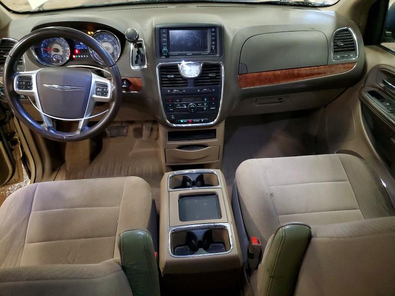 47442956 :رقم المزاد ، 2A4RR5DG5BR608083 vin ، 2011 Chrysler Town & Country مزاد بيع