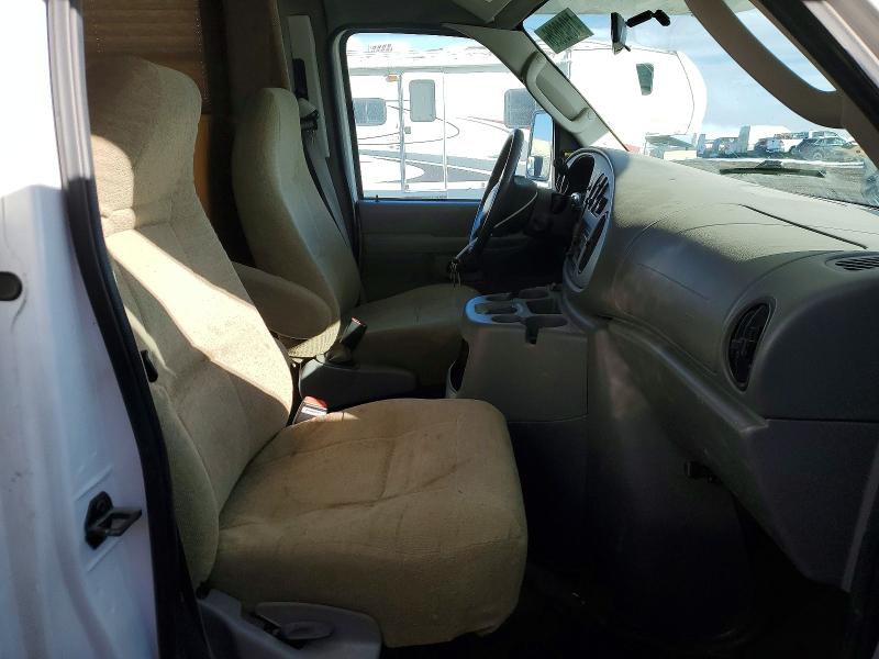 41949626 :رقم المزاد ، 1FDWE35S05HB28573 vin ، 2005 Ford Econoline مزاد بيع