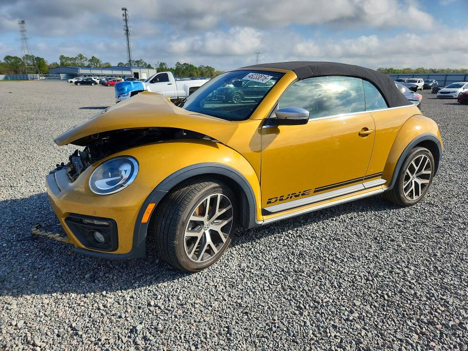 46233816 :رقم المزاد ، 3VWT17AT7HM808797 vin ، 2017 Volkswagen Beetle مزاد بيع