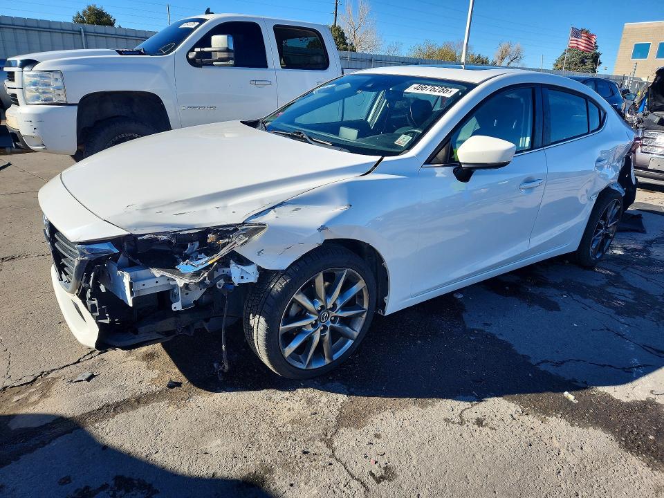 Auction sale of the 2018 Mazda 3, vin: 3MZBN1V39JM189861, lot number: 46676286