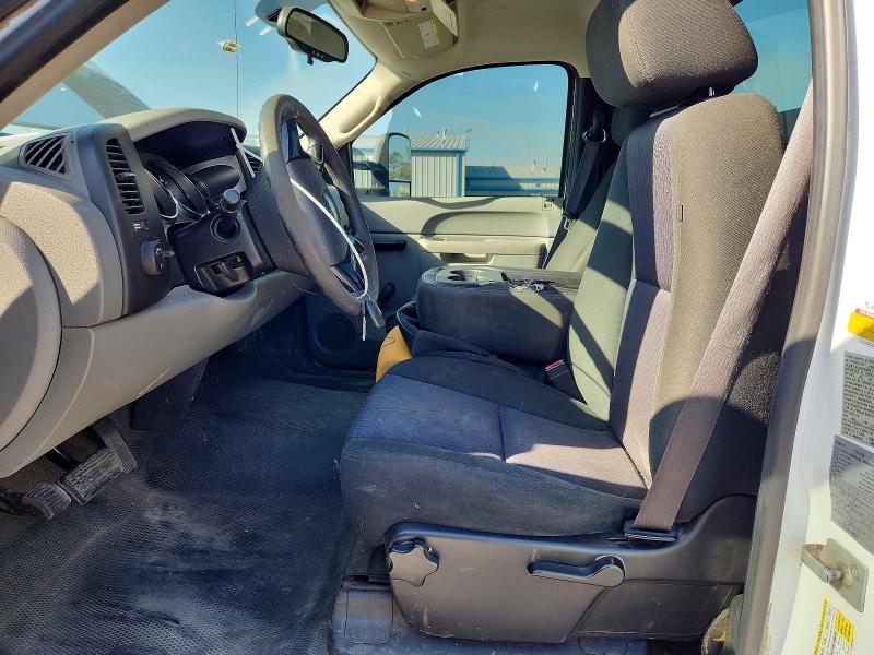 45813336 :رقم المزاد ، 0K0733085696 vin ، 2012 Chevrolet Silverado مزاد بيع