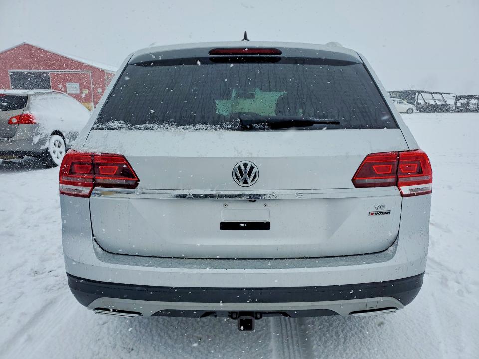 45744666 :رقم المزاد ، 1V2HR2CA1JC521834 vin ، 2018 Volkswagen Atlas مزاد بيع
