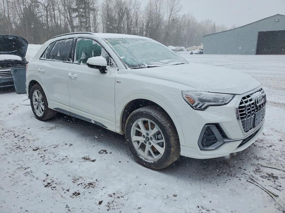 45928306 :رقم المزاد ، WA1DECF30S1033626 vin ، 2025 Audi Q3 مزاد بيع