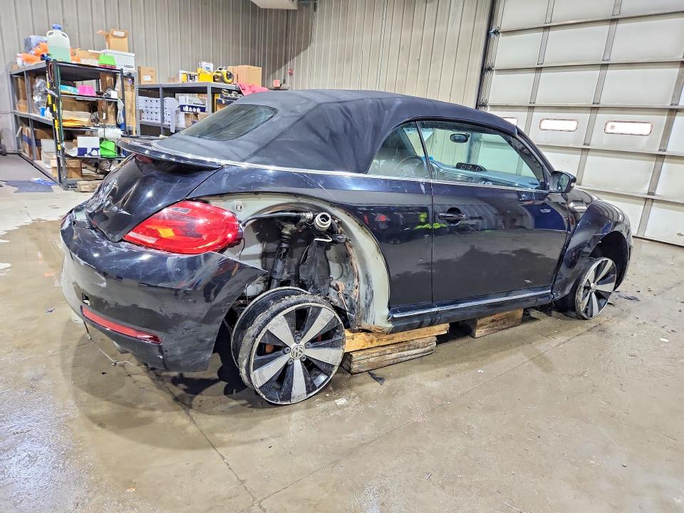 47098506 :رقم المزاد ، 3VW8T7AT3EM804662 vin ، 2014 Volkswagen Beetle مزاد بيع
