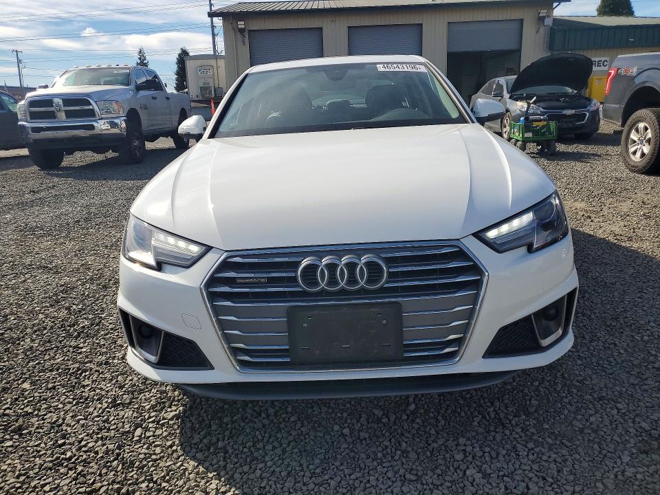 46543196 :رقم المزاد ، WAUDNAF4XKA117677 vin ، 2019 Audi A4 مزاد بيع