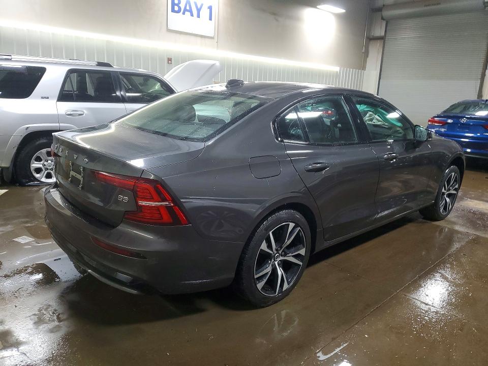 2024 Volvo S60 მანქანა იყიდება აუქციონზე, vin: 7JRL12FK9RG319093, აუქციონის ნომერი: 46344696