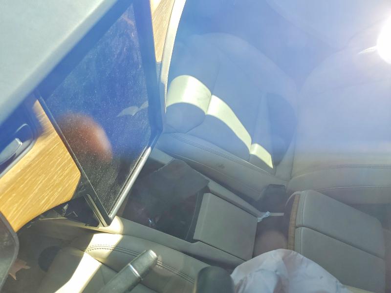 41832036 :رقم المزاد ، 5YJSA1E23KF347865 vin ، 2019 Tesla Model S مزاد بيع