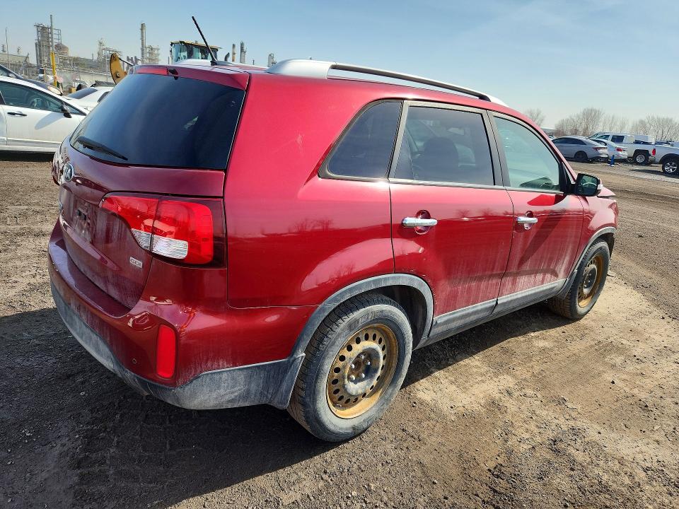 47433046 :رقم المزاد ، 5XYKT3A64EG521518 vin ، 2014 Kia Sorento مزاد بيع