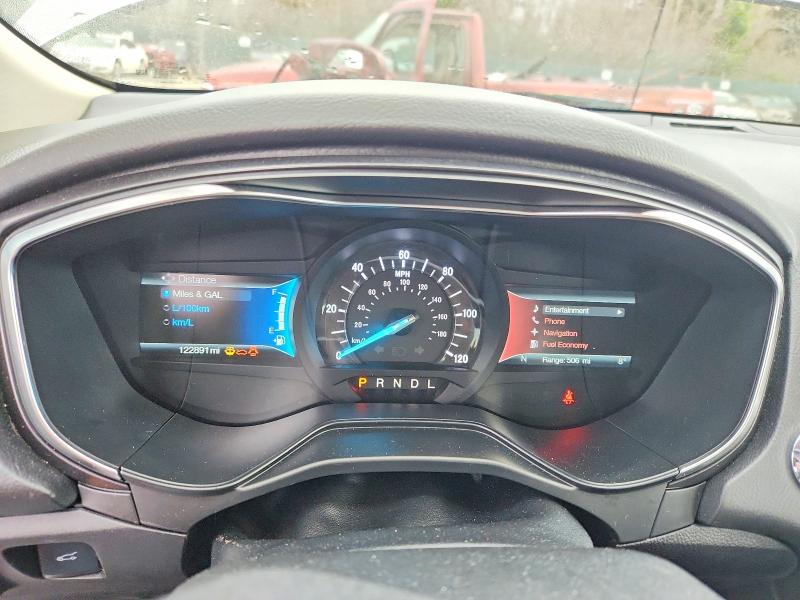 75461855 :رقم المزاد ، 3FA6P0RUXLR141504 vin ، 2020 Ford Fusion مزاد بيع