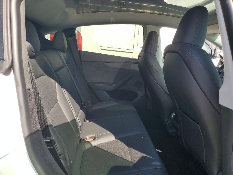 Продажа на аукционе авто 2026 Tesla Model Y, vin: 7SAYGDED9TF560092, номер лота: 47449216