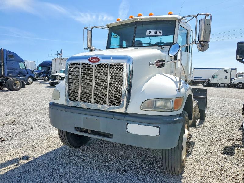 Auction sale of the 2016 Peterbilt 382, vin: 1XP9AJ8XXGD340110, lot number: 46195116