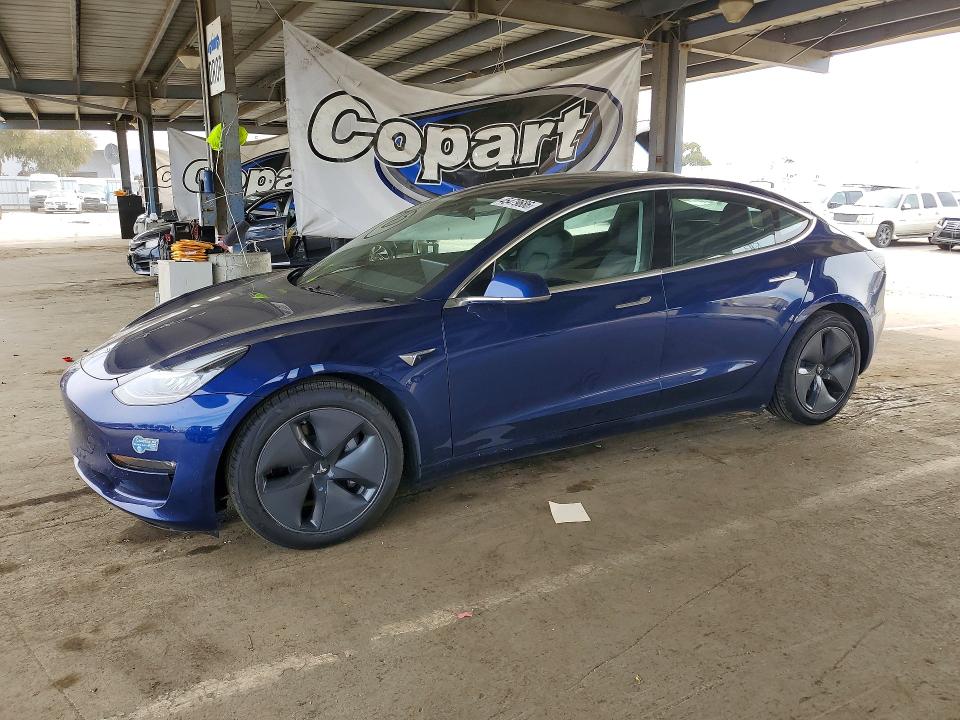 2020 Tesla Model 3 მანქანა იყიდება აუქციონზე, vin: 5YJ3E1EB9LF803085, აუქციონის ნომერი: 45479686