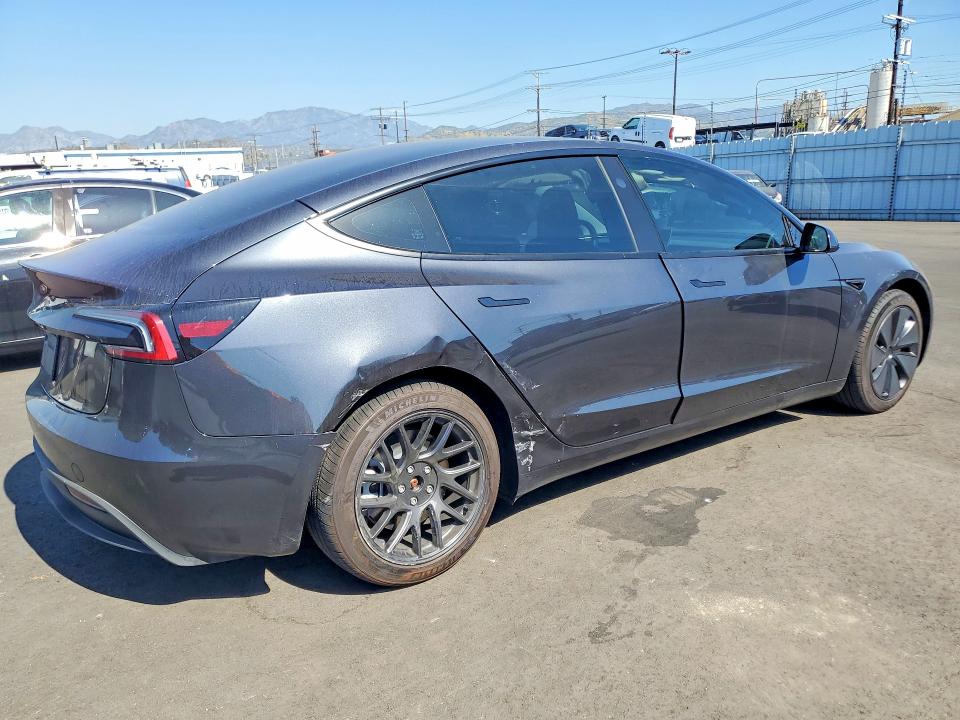 2025 Tesla Model 3 მანქანა იყიდება აუქციონზე, vin: 5YJ3E1EA8SF905810, აუქციონის ნომერი: 45953136
