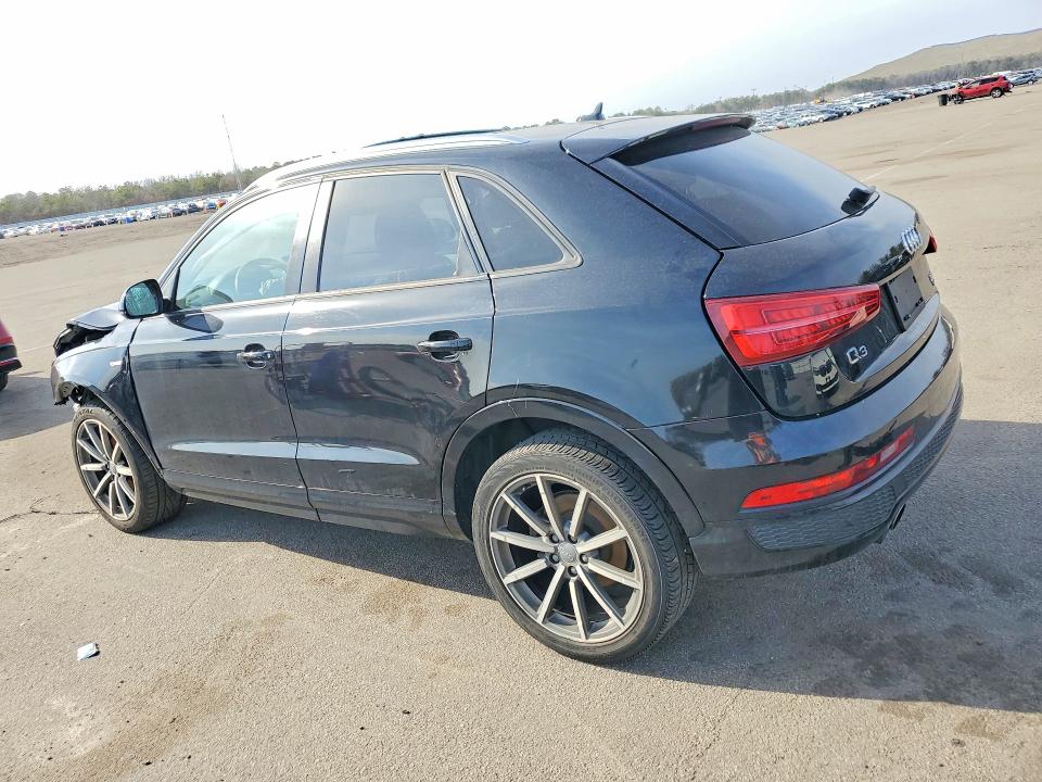 Продаж на аукціоні авто 2018 Audi Q3, vin: WA1ECCFS6JR017187, номер лоту: 48050356