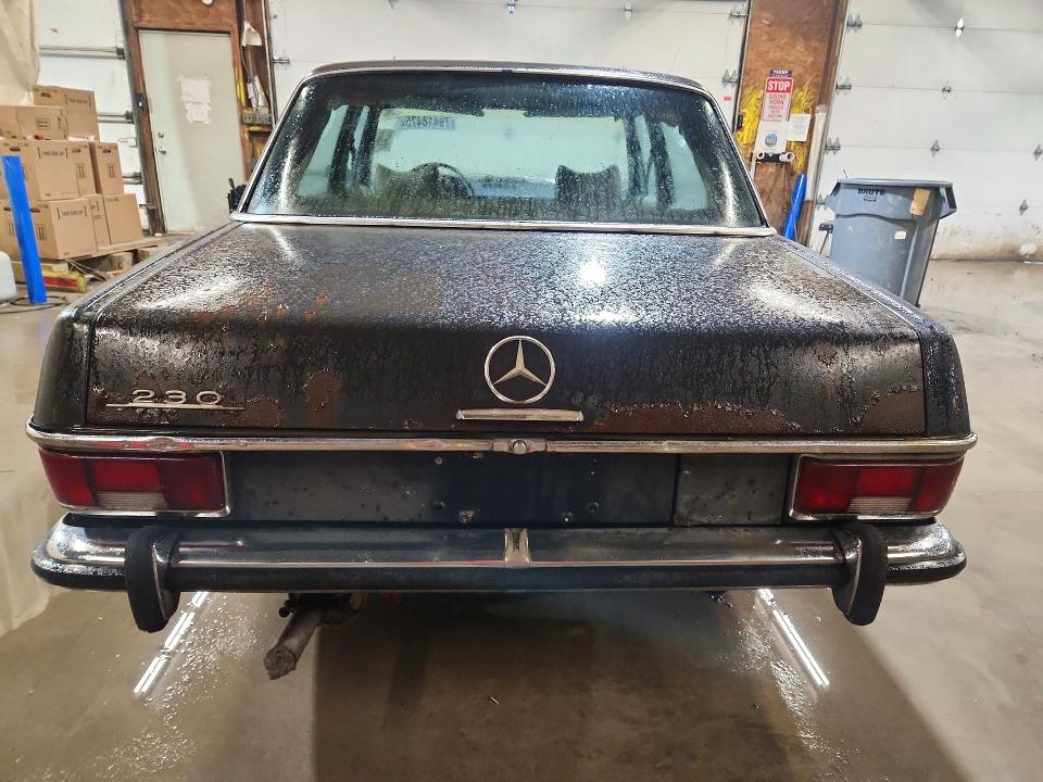 Продажа на аукционе авто 1971 Mercedes-benz 230, vin: 114015100304449, номер лота: 79418475