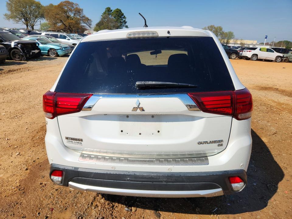 2016 Mitsubishi Outlander მანქანა იყიდება აუქციონზე, vin: JA4AD3A39GZ006284, აუქციონის ნომერი: 46237366