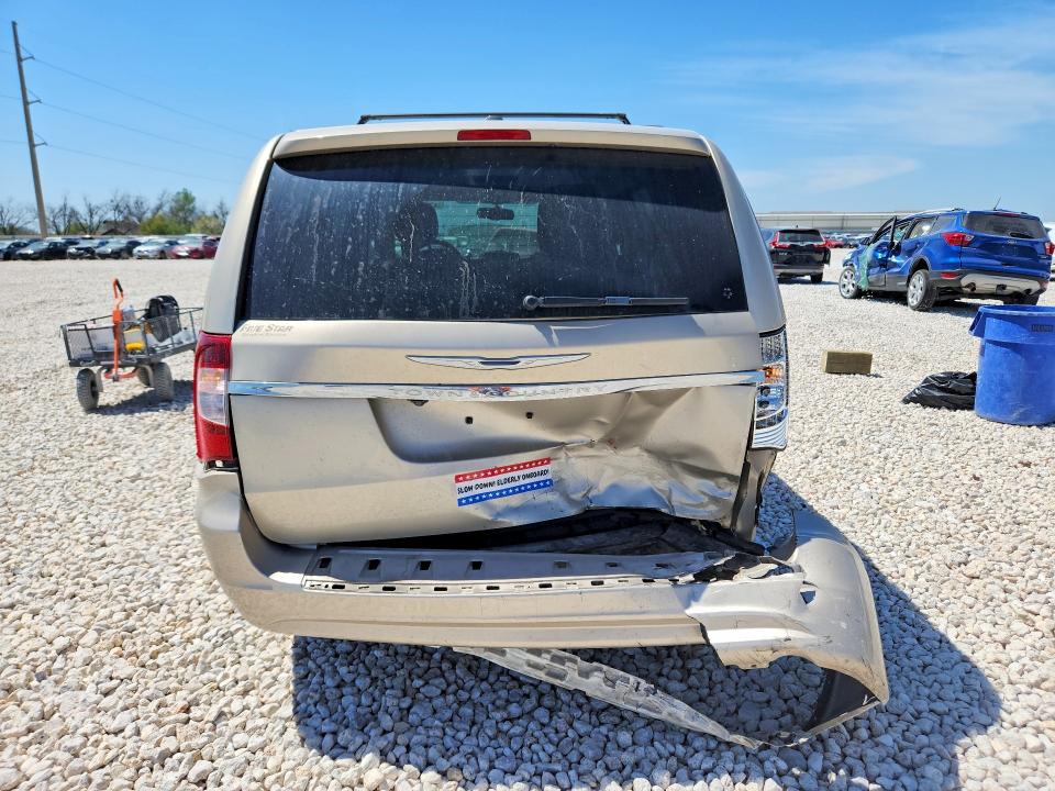 47240626 :رقم المزاد ، 2C4RC1BG5ER111347 vin ، 2014 Chrysler Town & Country مزاد بيع
