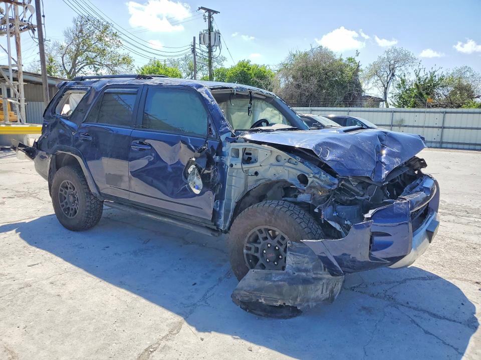 2024 Toyota 4runner მანქანა იყიდება აუქციონზე, vin: JTEPU5JR2R6233428, აუქციონის ნომერი: 47889156
