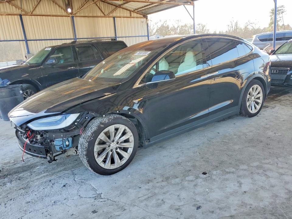 78307055 :رقم المزاد ، 5YJXCBE23HF049623 vin ، 2017 Tesla Model X مزاد بيع