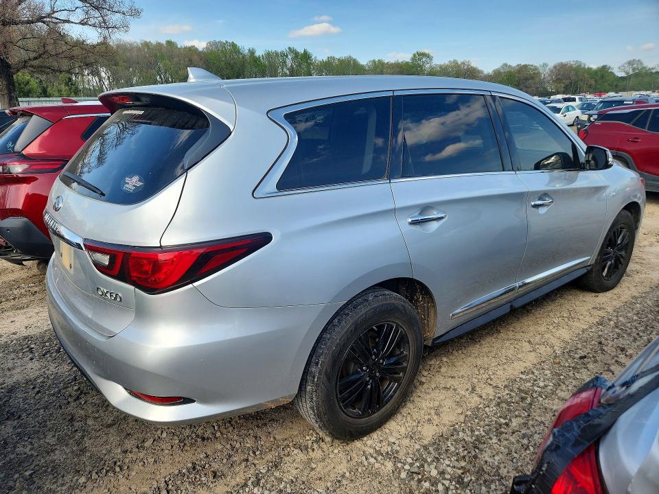 48143136 :رقم المزاد ، 5N1DL0MN8JC528931 vin ، 2018 Infiniti Qx60 مزاد بيع