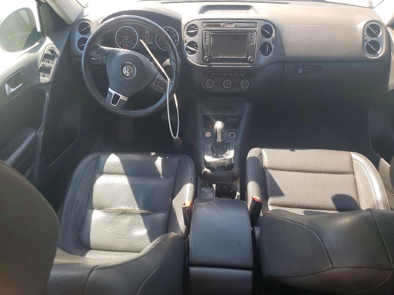 46808736 :رقم المزاد ، WVGAV7AX7HK017674 vin ، 2017 Volkswagen Tiguan مزاد بيع