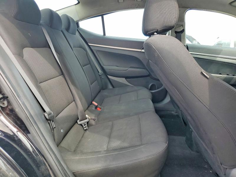 45530426 :رقم المزاد ، 5NPD74LF2KH458276 vin ، 2019 Hyundai Elantra مزاد بيع
