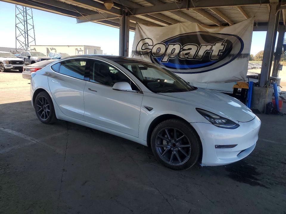 2019 Tesla Model 3 მანქანა იყიდება აუქციონზე, vin: 5YJ3E1EA3KF425125, აუქციონის ნომერი: 46526416