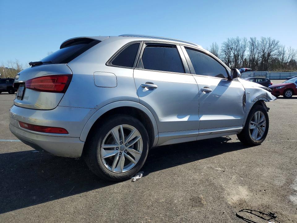Продажа на аукционе авто 2018 Audi Q3, vin: WA1BCCFS6JR016236, номер лота: 47181696