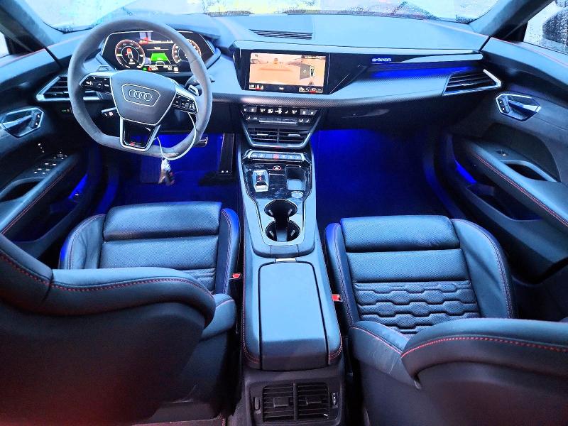 Продажа на аукционе авто 2022 Audi Rs E-tron Gt, vin: WAUAHBFW9N7904638, номер лота: 45642886