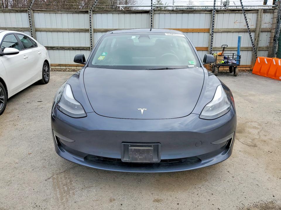 Продажа на аукционе авто 2022 Tesla Model 3, vin: 5YJ3E1EBXNF287208, номер лота: 46726806