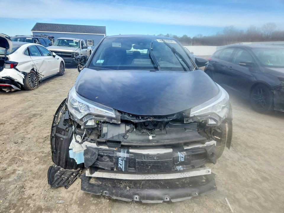 2019 Toyota C-hr მანქანა იყიდება აუქციონზე, vin: NMTKHMBX7KR094850, აუქციონის ნომერი: 47050806