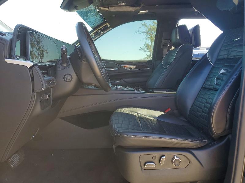 45653706 :رقم المزاد ، 1GYS4GKL1NR141752 vin ، 2022 Cadillac Escalade مزاد بيع