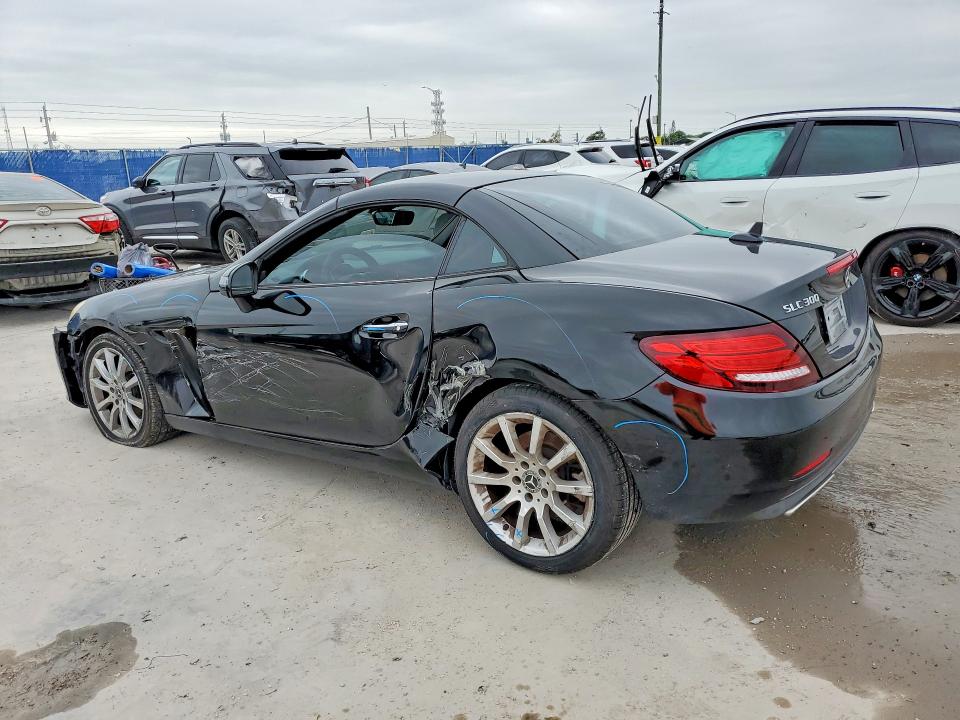Продажа на аукционе авто 2017 Mercedes-benz Slc, vin: WDDPK3JA8HF140538, номер лота: 45673676