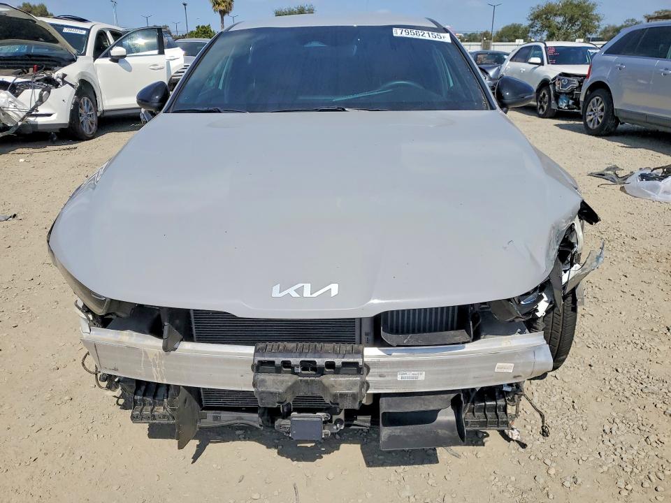 Продажа на аукционе авто 2024 Kia K5, vin: 5XXG64J29RG235822, номер лота: 79582155