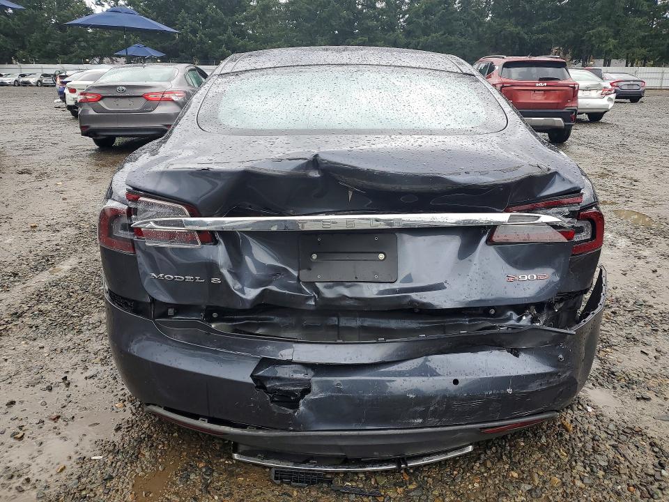 Продажа на аукционе авто 2015 Tesla Model S, vin: 5YJSA1E40FF104831, номер лота: 47135326