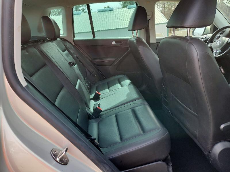 45995706 :رقم المزاد ، WVGBV3AX4EW555735 vin ، 2014 Volkswagen Tiguan مزاد بيع