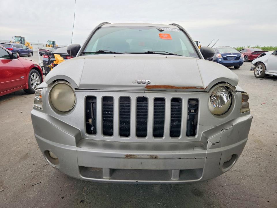 47385346 :رقم المزاد ، 1J4NT4FB8AD560432 vin ، 2010 Jeep Compass مزاد بيع
