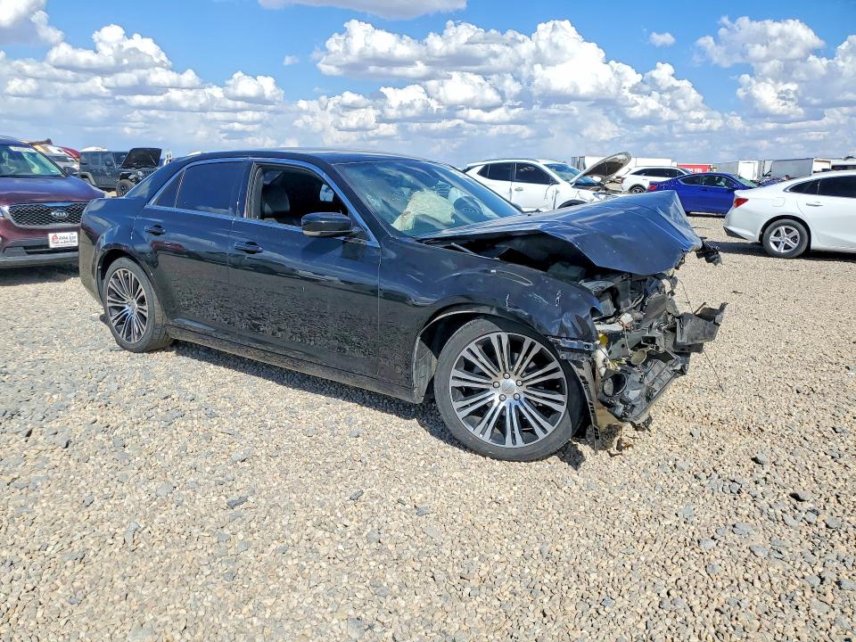 45534126 :رقم المزاد ، 2C3CCABG8DH732208 vin ، 2013 Chrysler 300 مزاد بيع