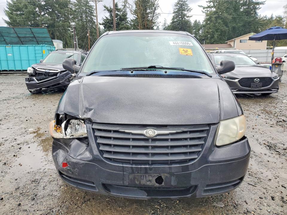 2006 Chrysler Town & Country მანქანა იყიდება აუქციონზე, vin: 1A4GP45R56B544302, აუქციონის ნომერი: 46010006