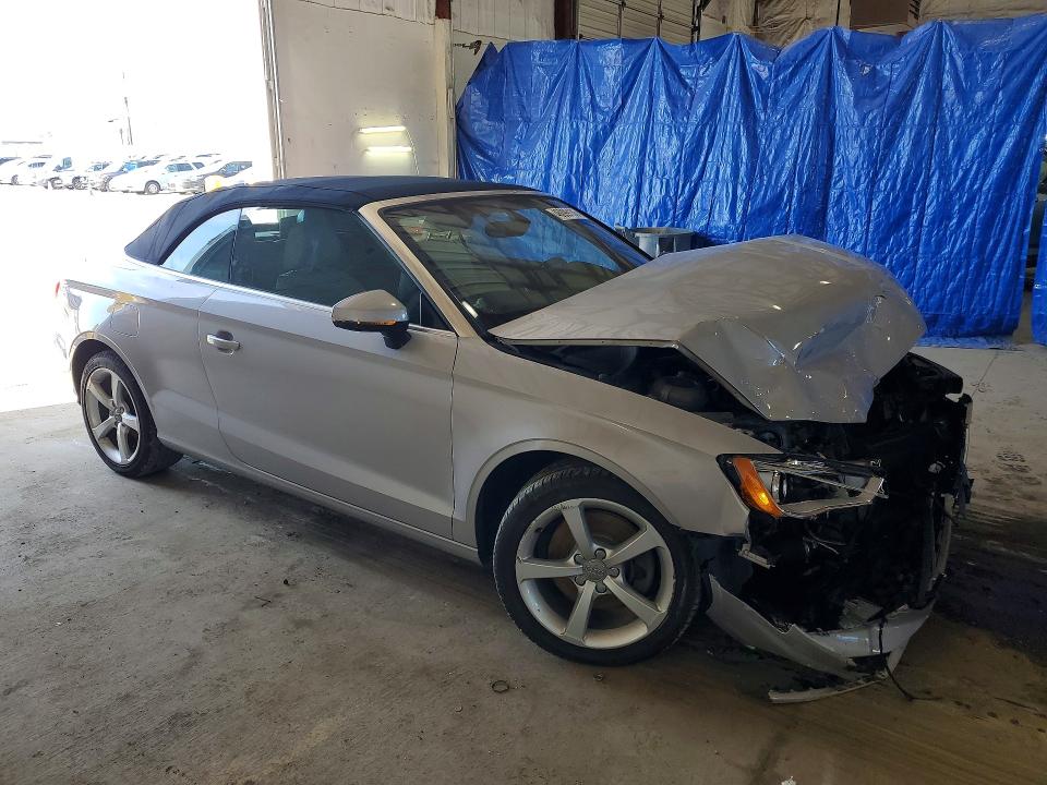 46099136 :رقم المزاد ، WAU7FLFF0F1111125 vin ، 2015 Audi A3 مزاد بيع