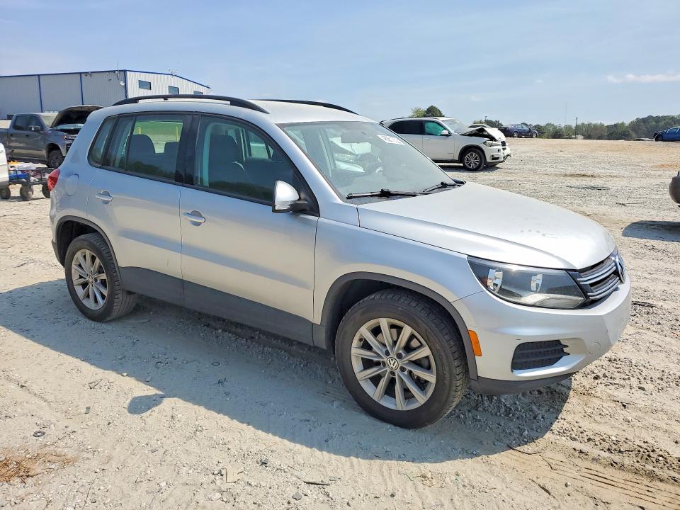 Aukcja sprzedaży 2018 Volkswagen Tiguan Limited, vin: WVGAV7AX9JK001644, numer aukcji: 46851256